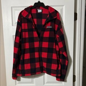 Women’s Columbia Red and Black Plaid Jacket Size: XL